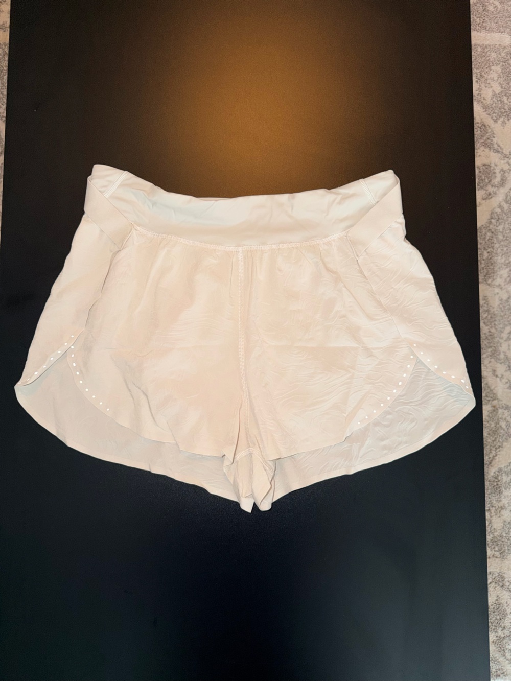 Lululemon Pace Rival Bone Lined Shorts